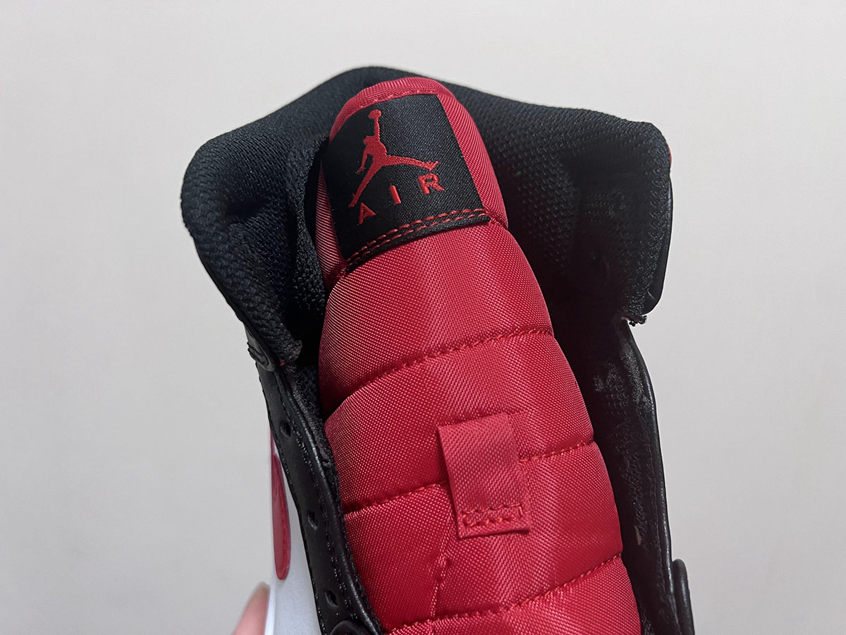 Air Jordan 1 Mid Bred White Black Red