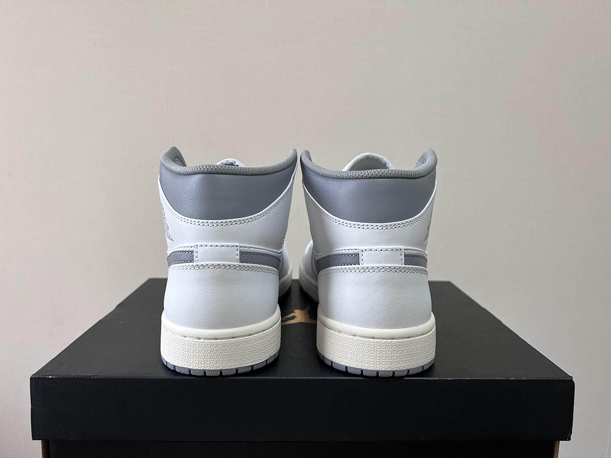 Air Jordan 1 Mid Neutral Grey