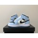 Air Jordan 1 Mid Ice Blue