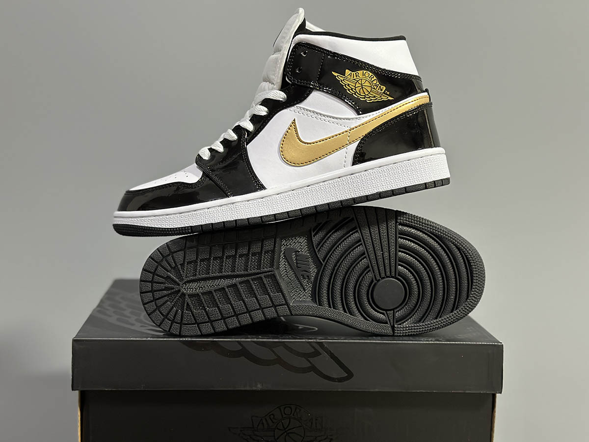 Air Jordan 1 Mid Patent Black White Gold