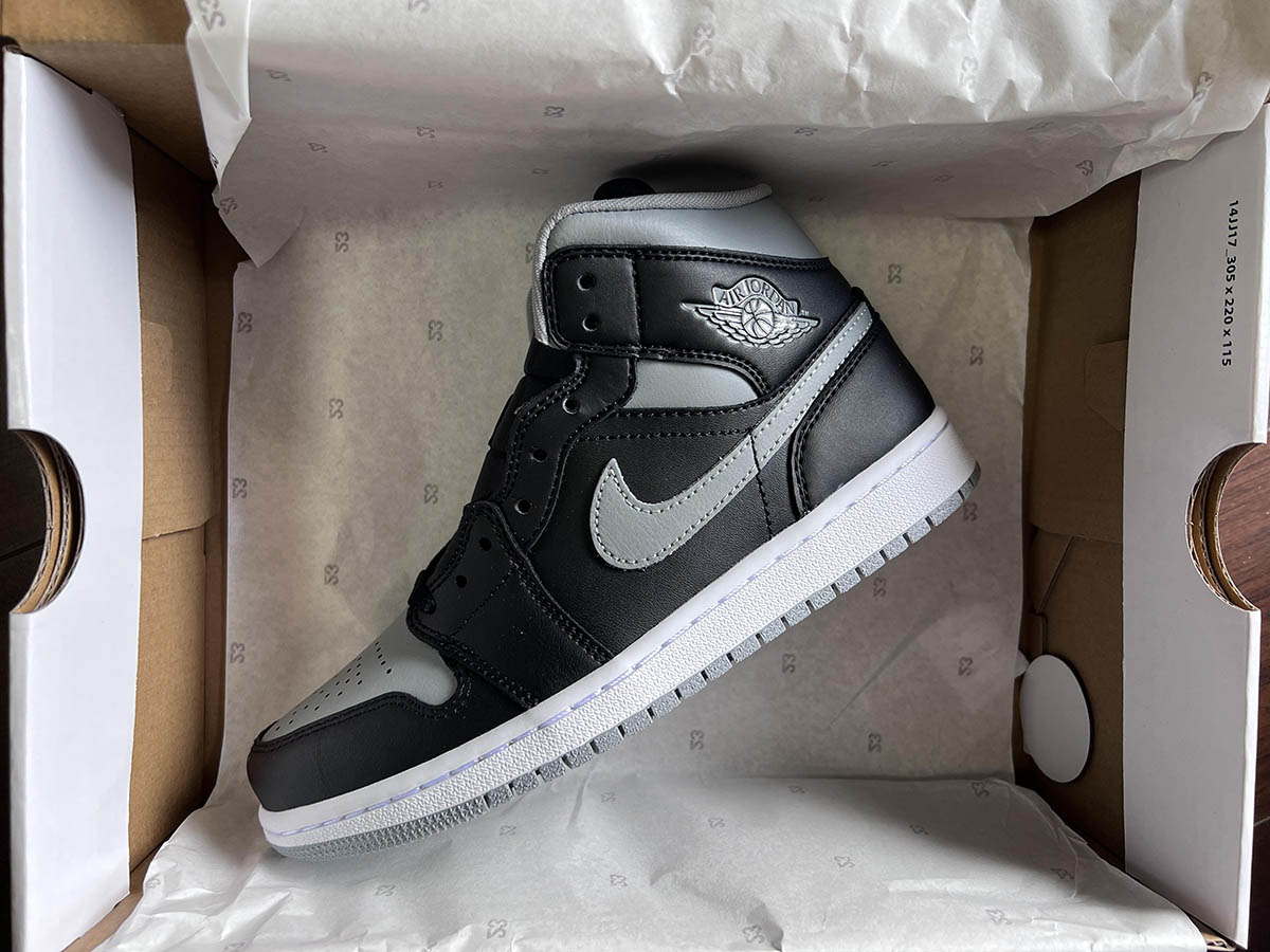 Air Jordan 1 Mid Shadow