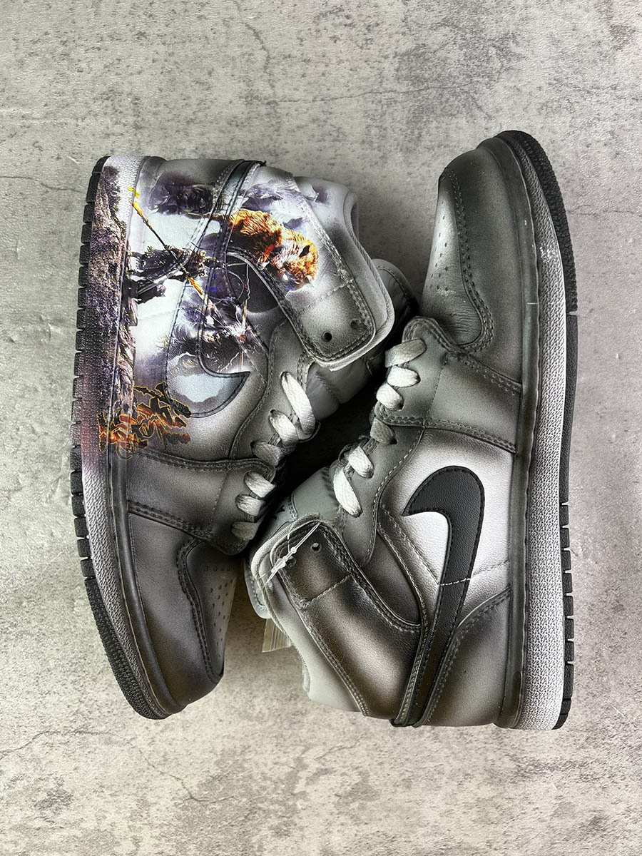 Air Jordan 1 Mid