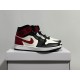 Air Jordan 1 Mid Gym Red Off Noir