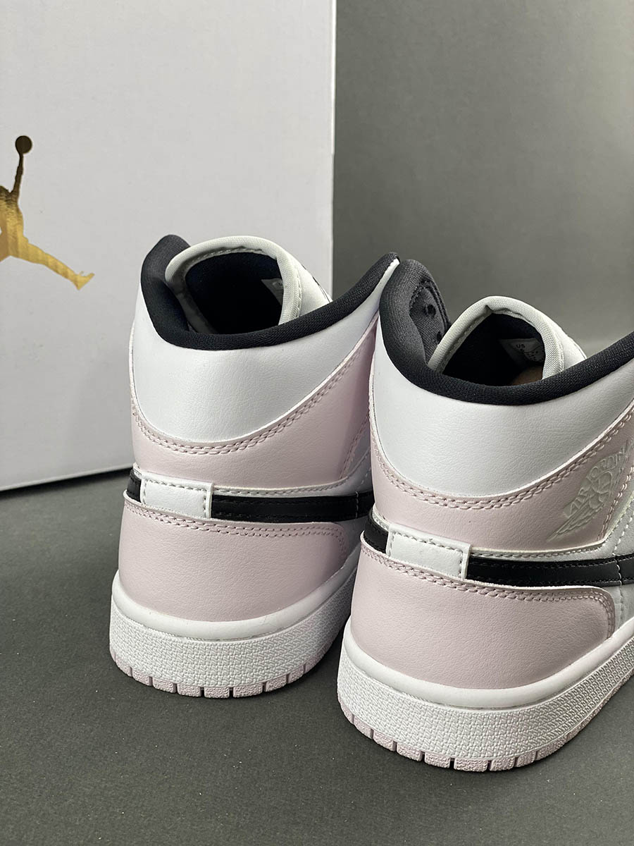 Air Jordan 1 Mid Barely Rose