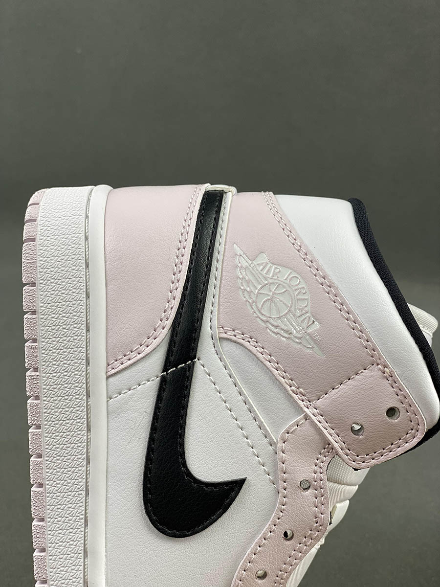 Air Jordan 1 Mid Barely Rose