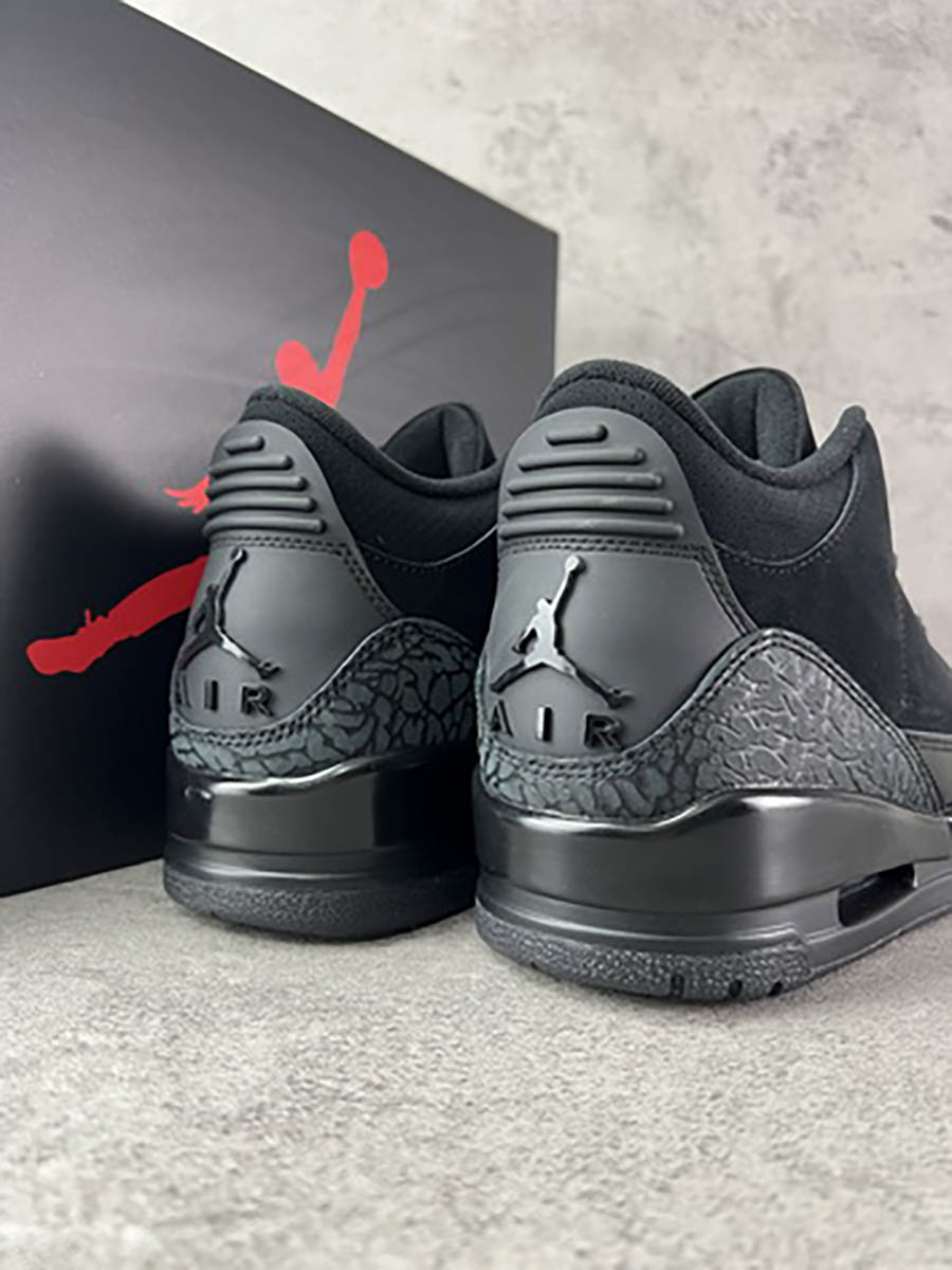 Air Jordan 3 Retro Black Cat