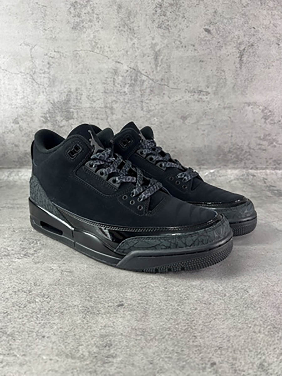 Air Jordan 3 Retro Black Cat