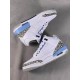 Air Jordan 3 UNC