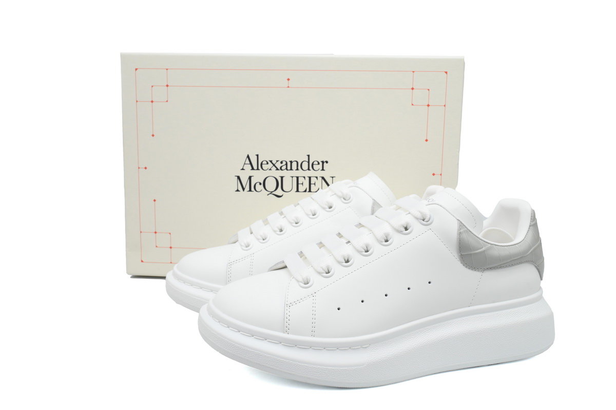 Alexander McQueen Sneake White Gray