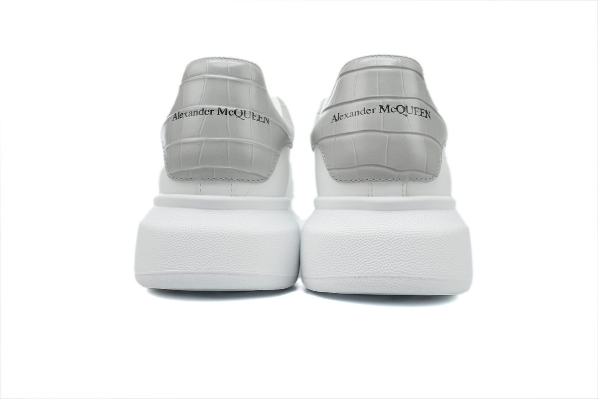 Alexander McQueen Sneake White Gray