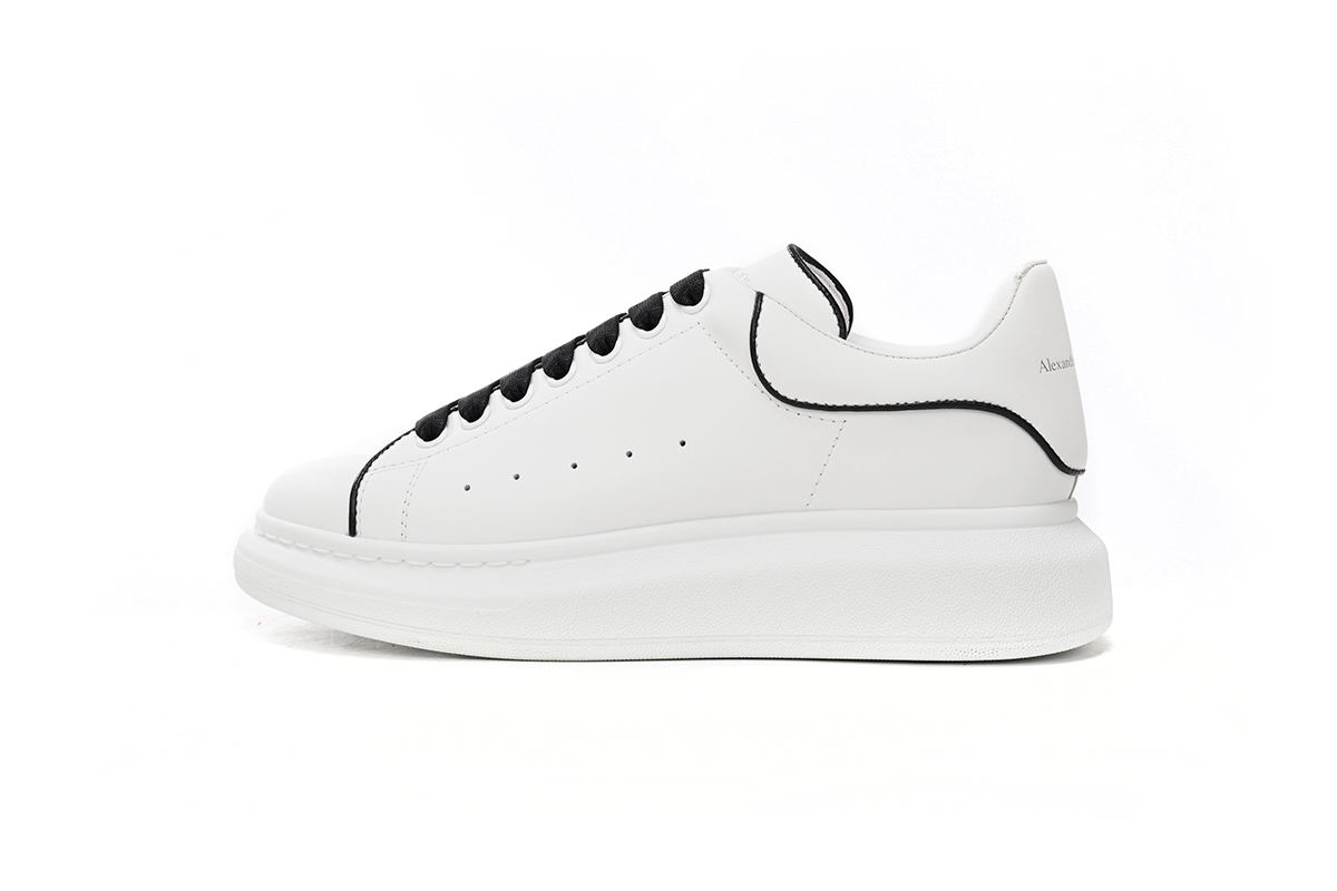 Alexander McQueen Sneaker Black Line