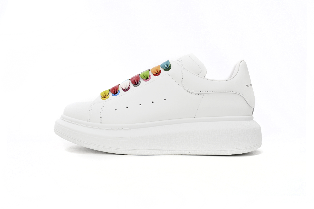 Alexander McQueen Sneaker Colored Ribbon