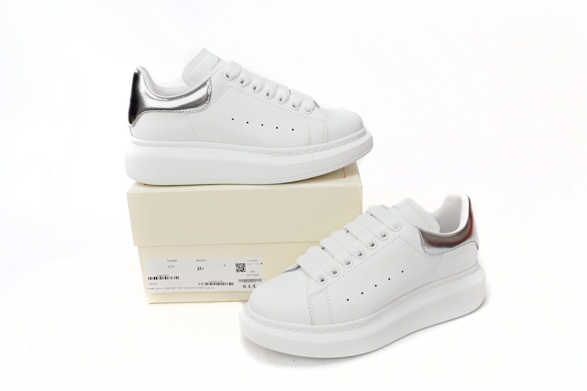 Alexander McQueen Sneaker Silver Tail