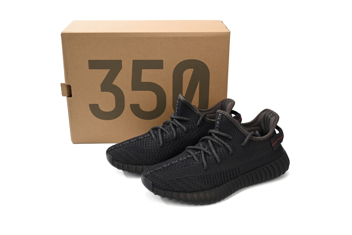 Yeezy Boost 350 V2 Black