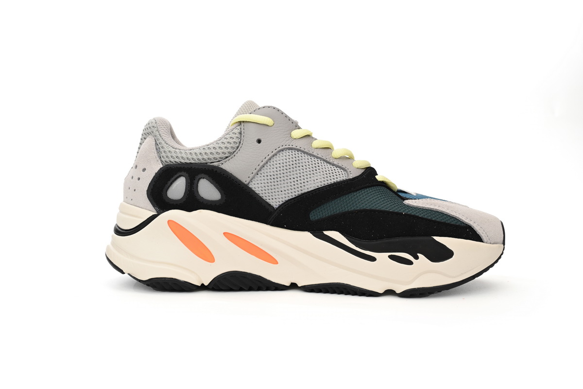 Yeezy Boost 700 Wave Runner