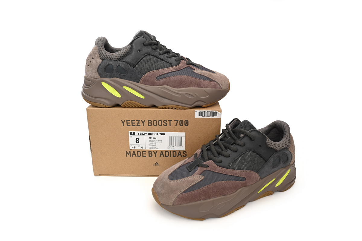 Yeezy Boost 700 Mauve