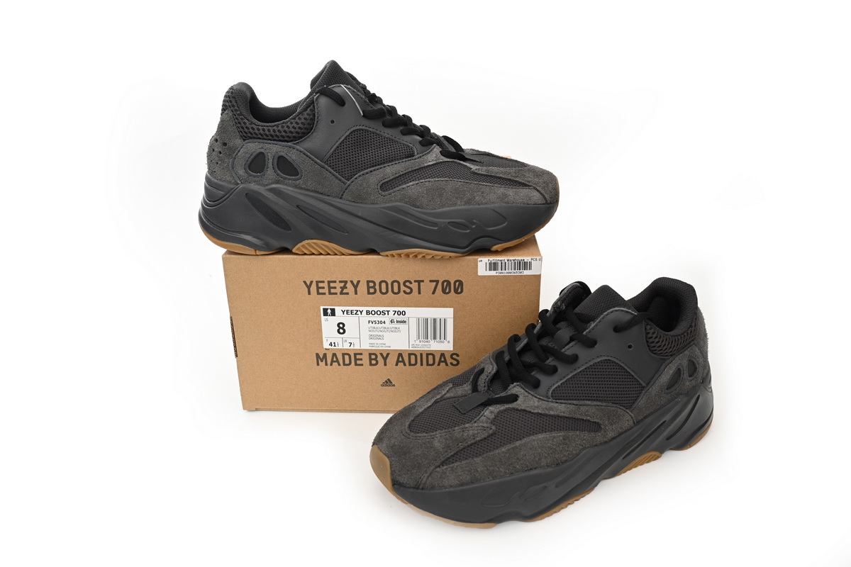 Yeezy Boost 700 Utility Black